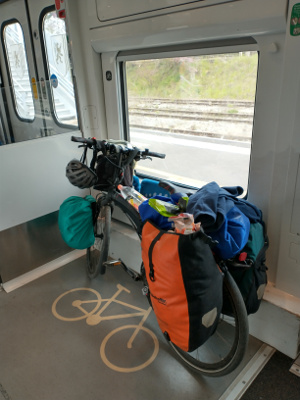 Fahrradtarnsport im Regionalzug TERE 09