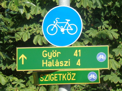 Ungarn Radwegweiser 3