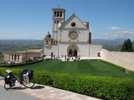 Assisi Dom 2