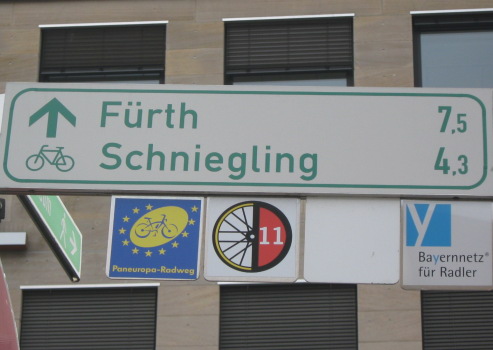 Radwegweiser D-Route D11 Nuernberg 1