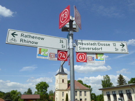 Radwegweiser Knotenpunktsystem Barnim 73 Rhinow