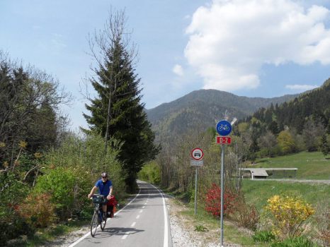 Bahntrassen-Radweg D2 Kranjska Gora - Jesenice 6