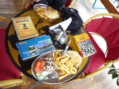 Serbien Essen Grillplatte
