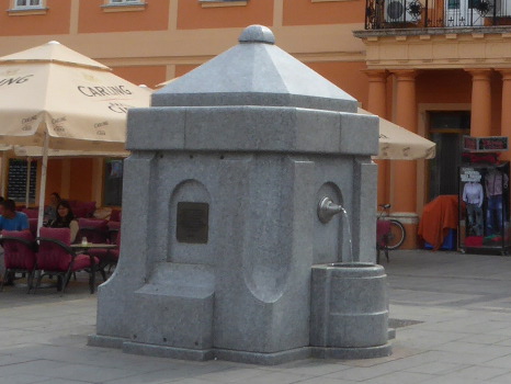 Serbien Trinkbrunnen Sombor 1