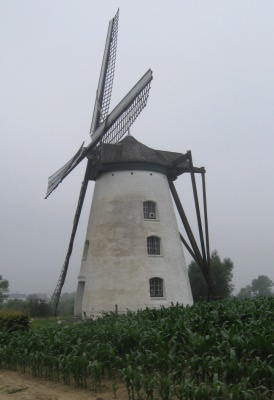 Belgien Windmuehle 1 